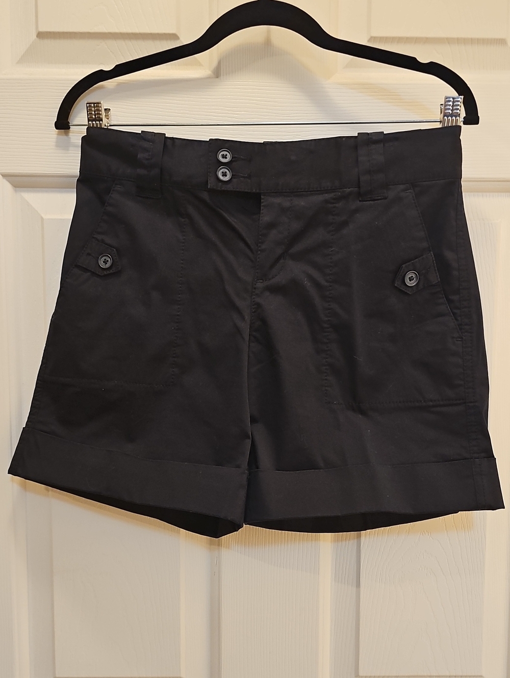 Banana Republic Size 0 Black Low Rise Cuffed Bermuda Shorts